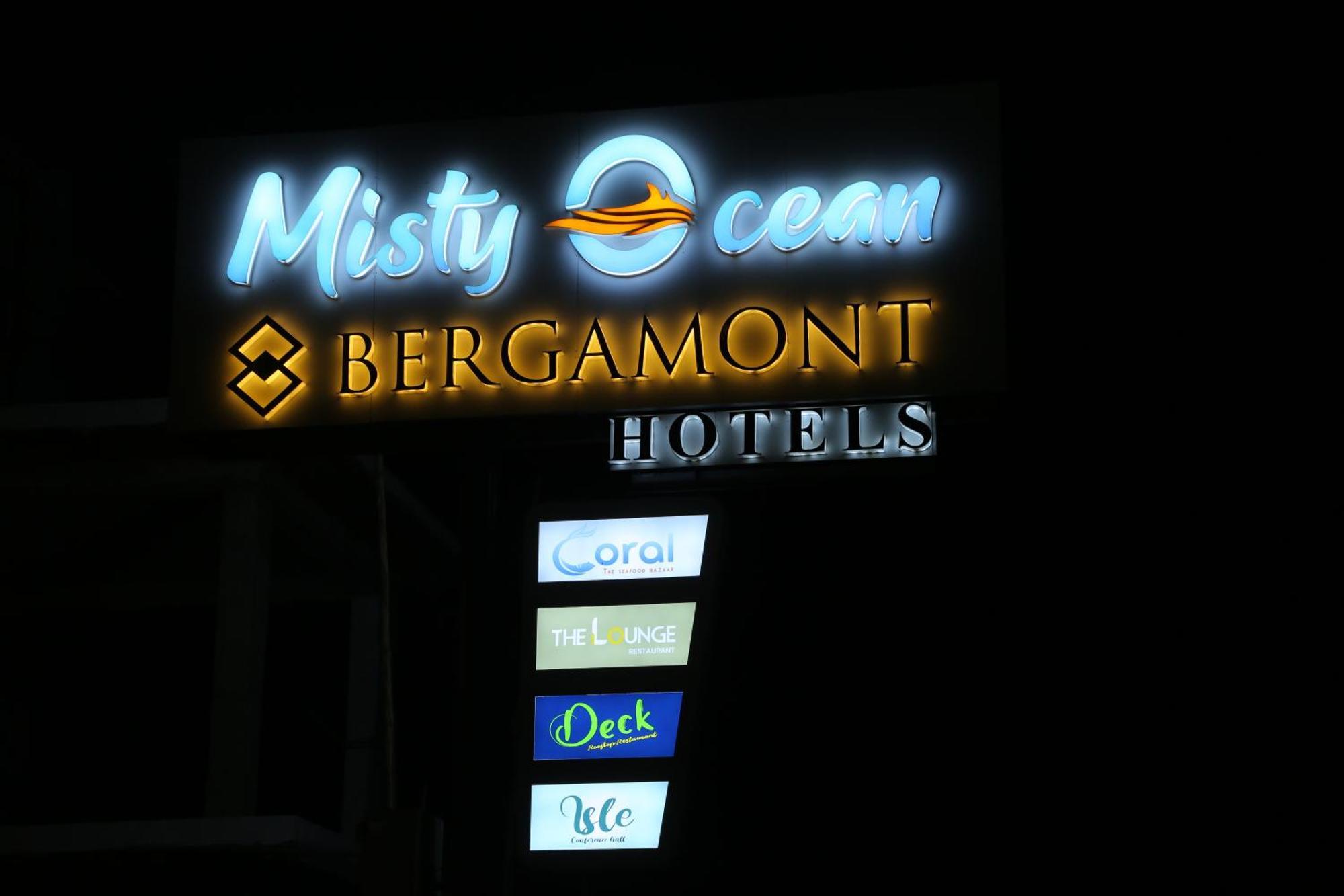 Misty Ocean - A Bergamont Group Of Hotel Kuilapalayam Eksteriør bilde